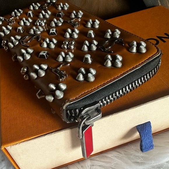 Christian Louboutin Brown Panettone Spike Wallet loubinthesky - Picture 2 of 16